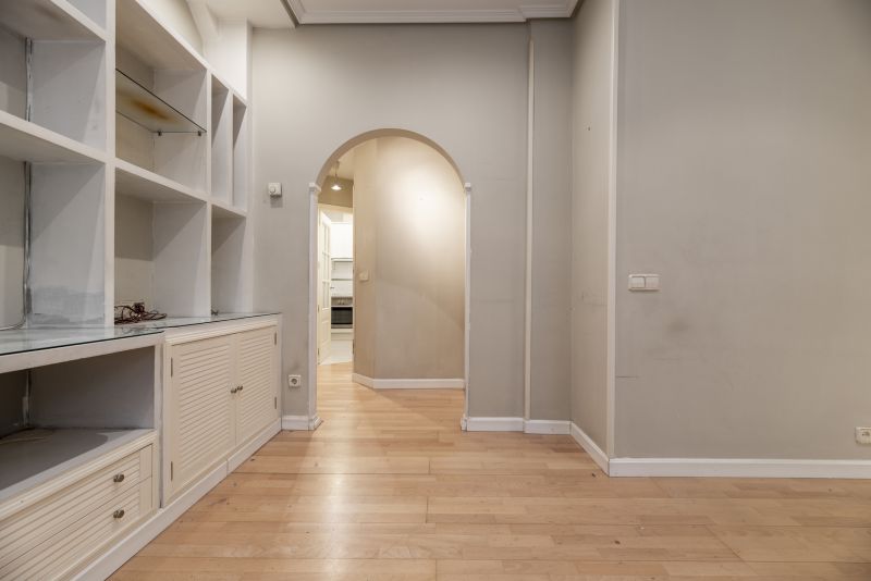 Custom Bookcase Installation in Alexandria, VA